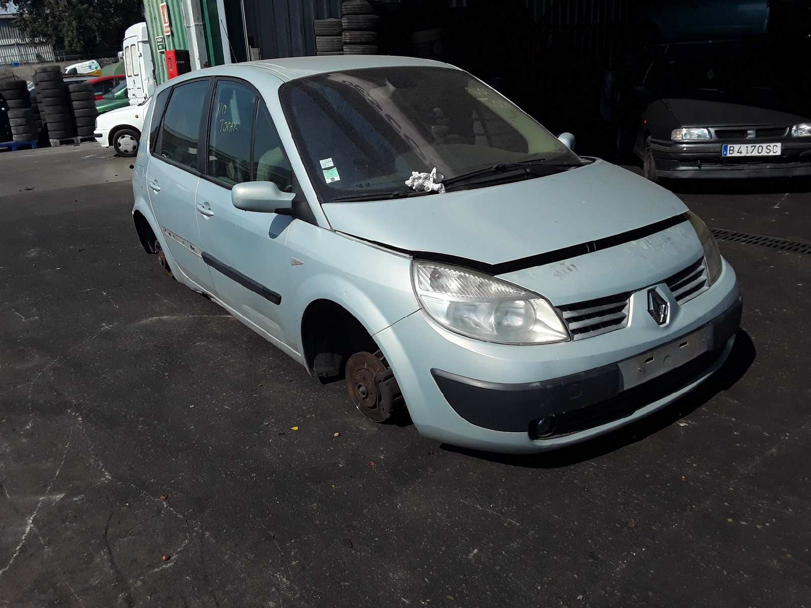 Fuse Box RENAULT, SCÉNIC II (JM0/1_) 1.9 dCi (JM0G,