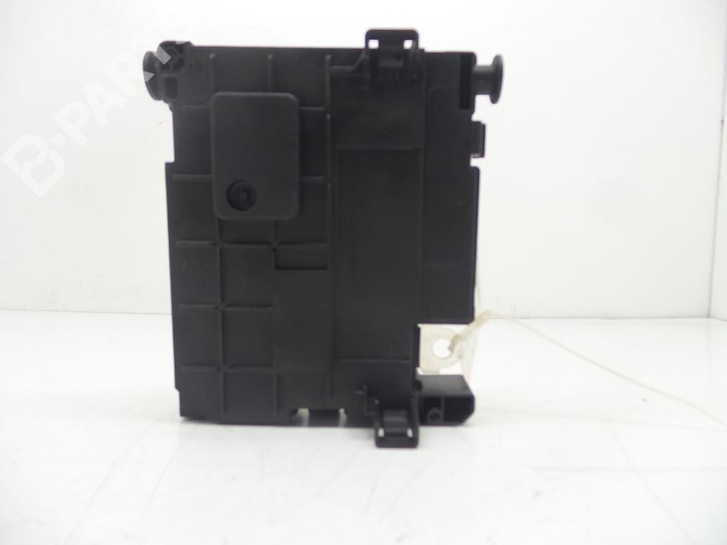 Fuse Box 9810296080 CITROËN, C4 II (B7) 1.6 HDi 90(5 doors