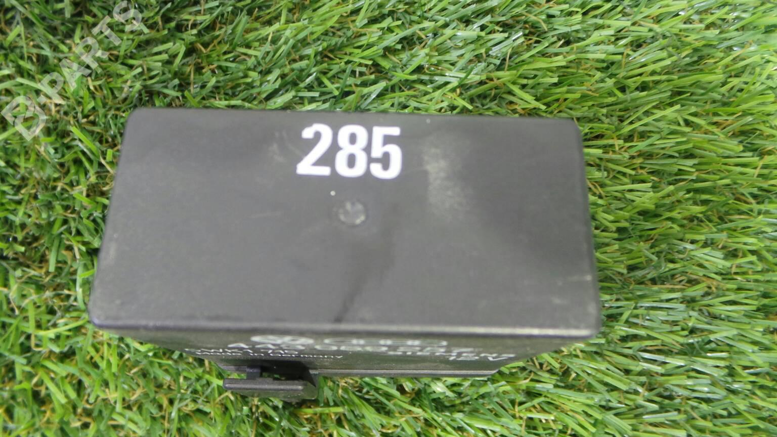 Fuse Box 443 959 257/5WK1715 AUDI, 100 (44, 44Q, C3 ...