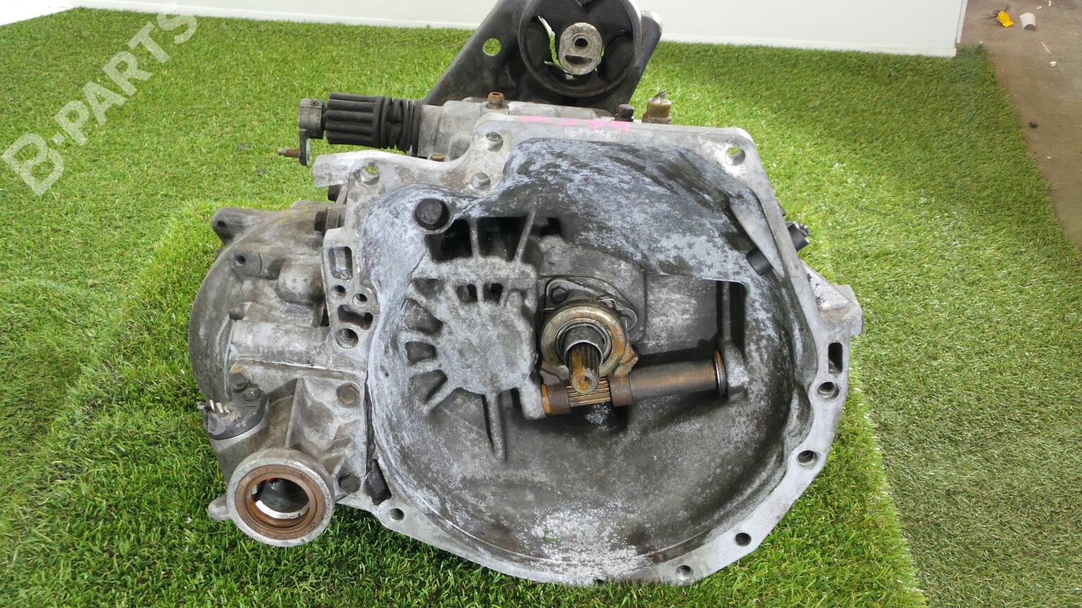 Manual Gearbox A598 CHRYSLER, VOYAGER / GRAND VOYAGER III (GS) 2.5 TD( ...